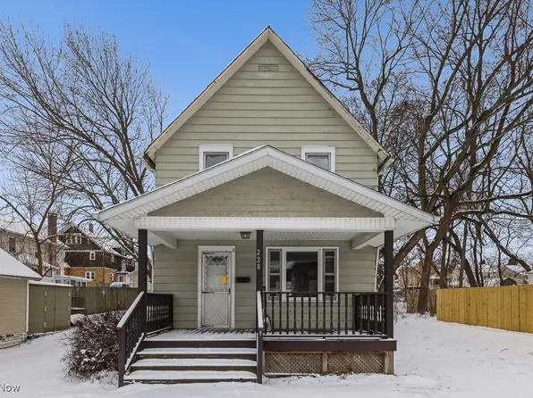 228 W Oxford St, Alliance, OH 44601