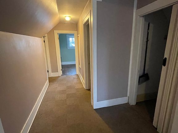 2nd image of 603 Grant St APT 3