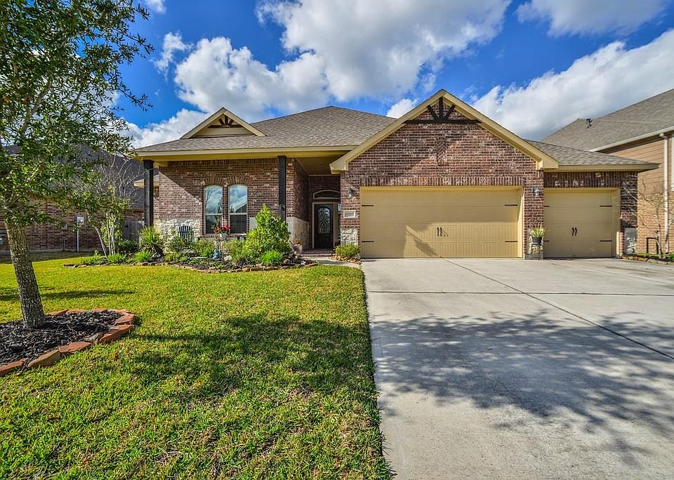 1st image of 17227 Cascading Springs Ln