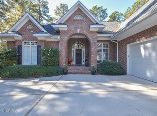 45 Devon Dr, Pinehurst, NC 28374