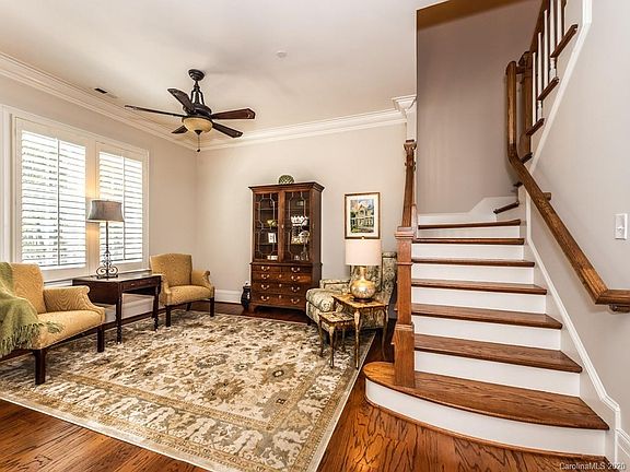 3rd image of 6132 Fletcher Cir