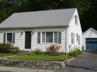 45 River Rd, Lincoln, RI 02865