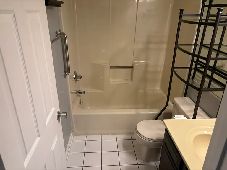 1 S Wildwood Ln — Photo 19