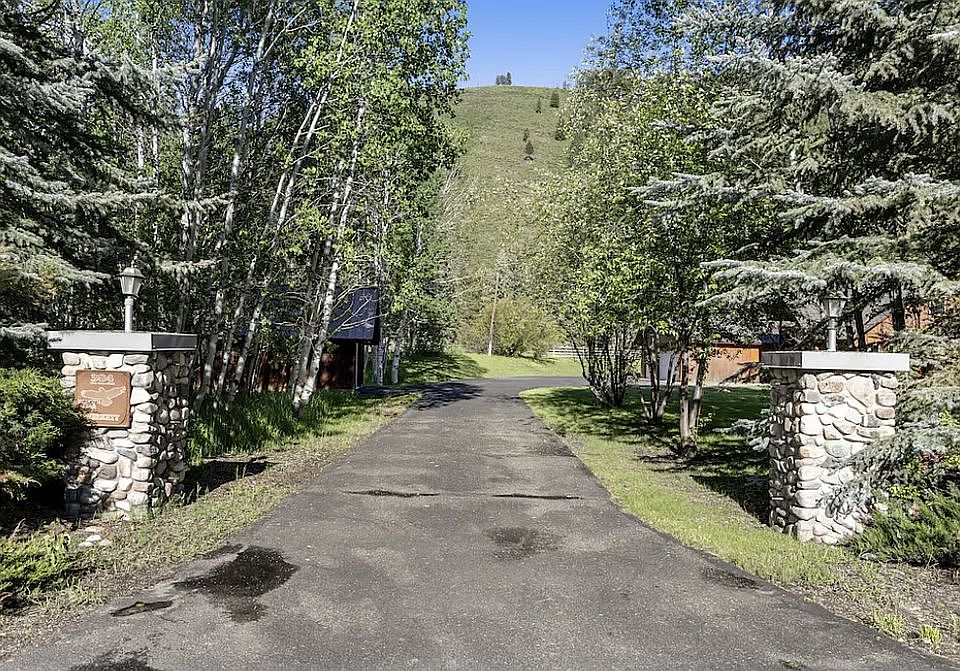 384 W Warm Springs Rd, Ketchum, ID 83340 Zillow