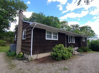 16 Ojibwa Rd, Shelton, CT 06484