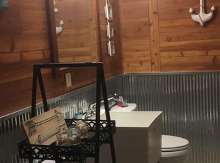 2205 Big Bend Ln, Centralia, IL 62801