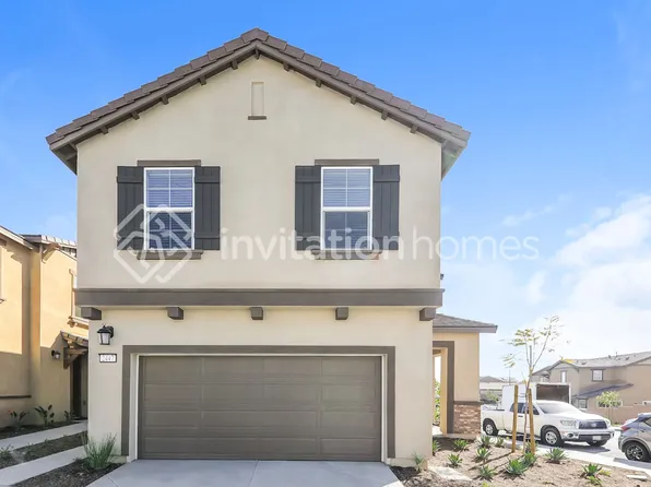 2447 Gunner Ridge Way, Rialto, CA 92377