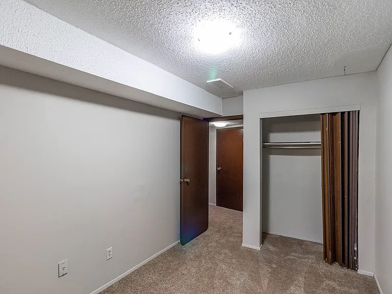 1415 43rd St SE #1 — Photo 10