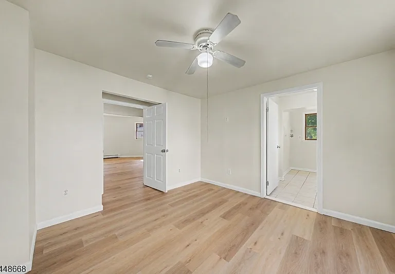 12 High St — Photo 17