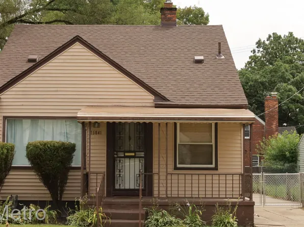15841 Curtis St, Detroit, MI 48235
