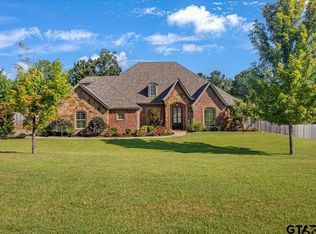 170 Ashbriar Ln, Longview, TX 75605