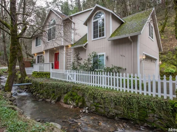 1854 Smith Flat Rd, Placerville, CA 95667