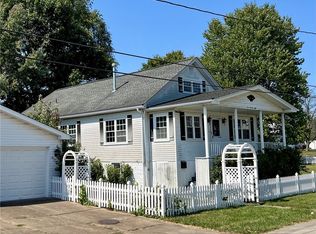 108 Smithfield St, Belle Vernon, PA