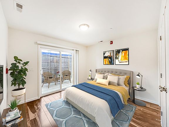 5th image of 4613 Sansom St #201