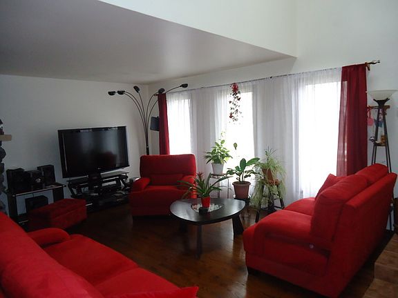3rd image of 10128 S 81st Ave