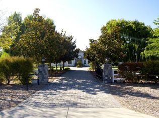 660 W San Martin Ave, San Martin, CA 95046