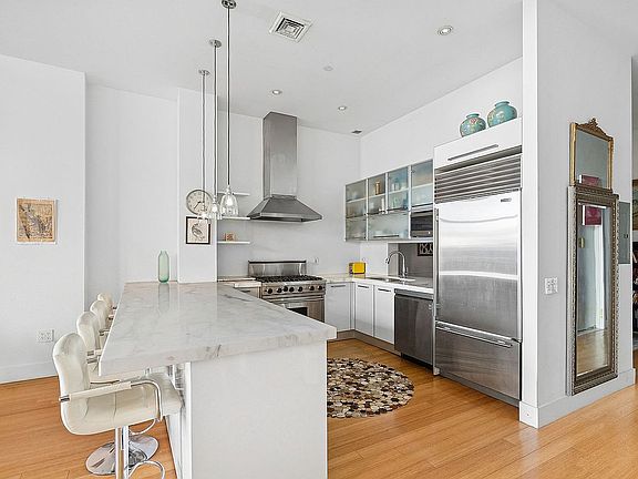 2nd image of 140 W 124th St APT 2A