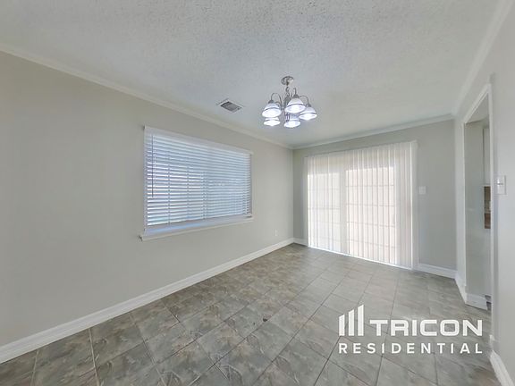 5th image of 11806 Loyola Dr