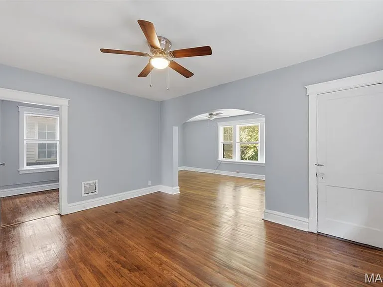 3332 Aubert Ave #A — Photo 4