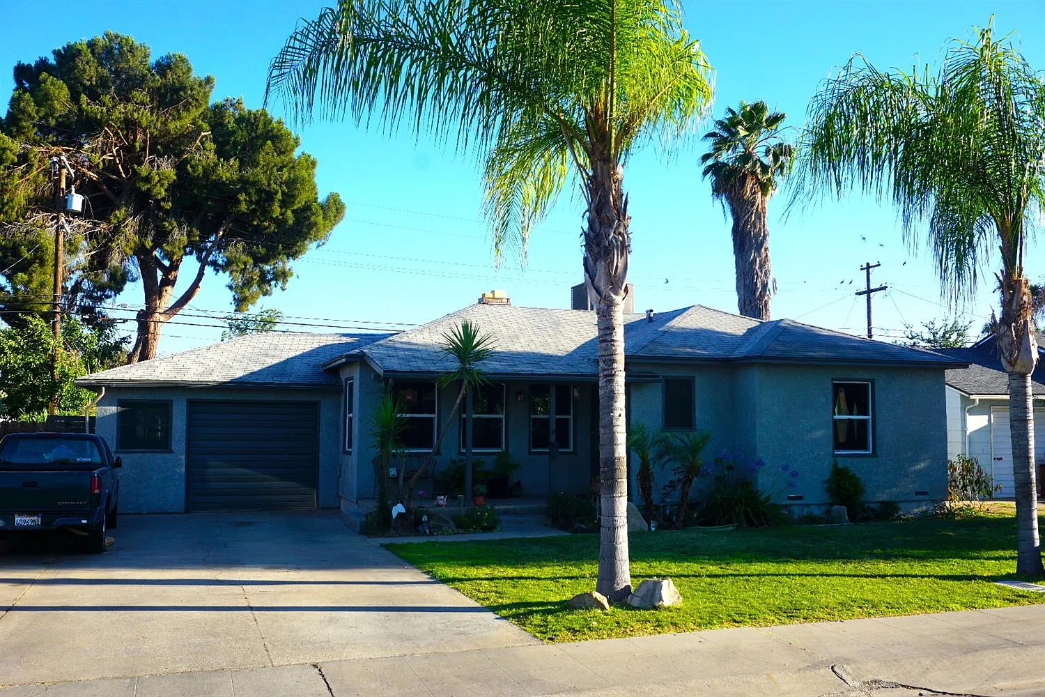 4106 E Raco Ave photo 1