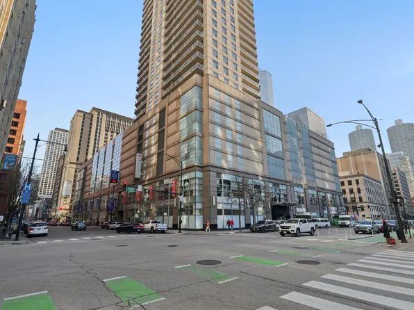 545 N Dearborn St #W2905, Chicago, IL 60654