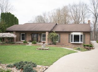 431 Adena Dr, The Plains, OH 45780
