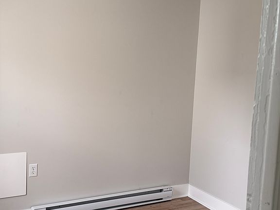5th image of 422 Grand Ave #2