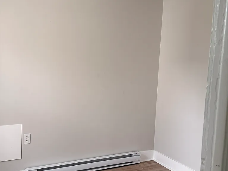 422 Grand Ave #2 — Photo 5