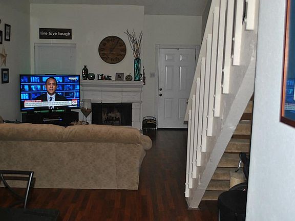 3rd image of 13421 Garden Grove St #747