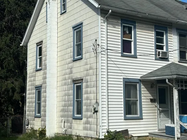 209 Leaman St, Lititz, PA 17543