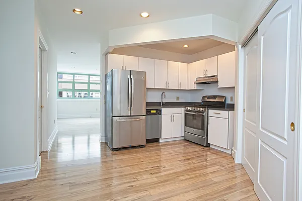 Rented by Corcoran | media 14