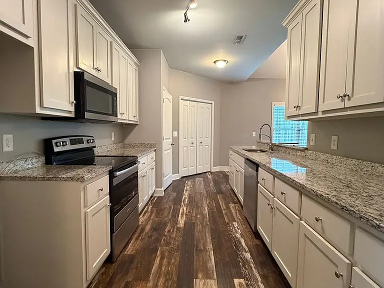 59 Round Rock Cir — Photo 8
