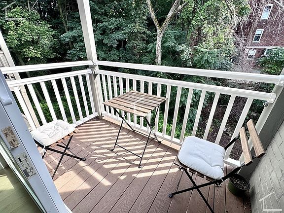 5th image of 9 University Rd #12