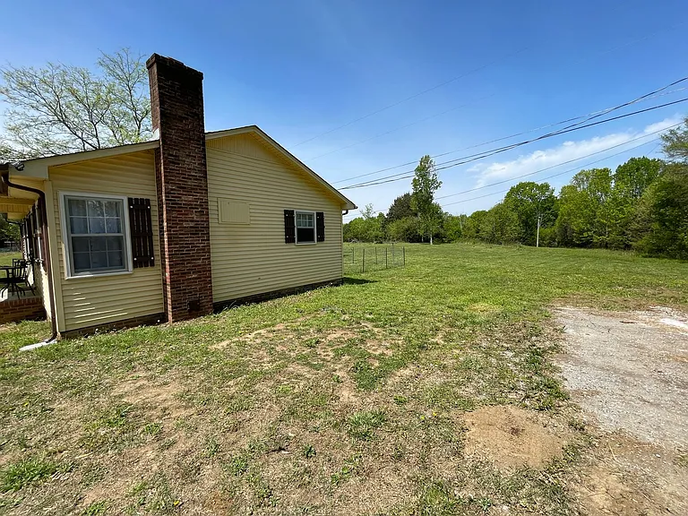1912 S Berlin Rd — Photo 33