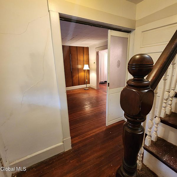 3rd image of 119 Swan Street