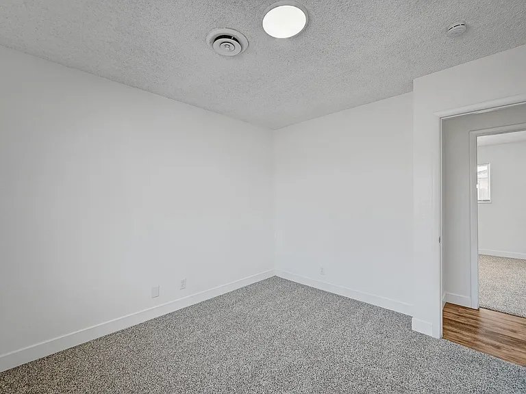 4047 Maple Hill Rd — Photo 16