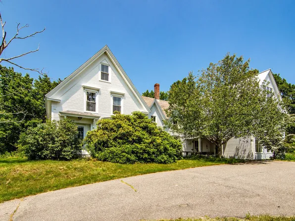121 Pleasant Street, Blue Hill, ME 04614