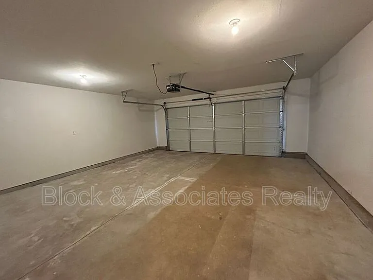 3723 Shepway Loop — Photo 17