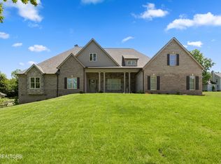7720 Westland Dr, Knoxville, TN 37919