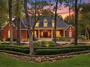 7 Pastoral Pond Cir, Spring, TX 77380