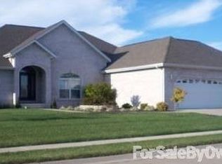 305 Ramsfield Dr, Swansea, IL 62226