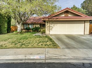 1248 Mount Whitney Ln, Ridgecrest, CA 93555
