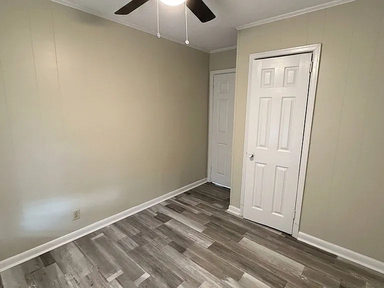 2328 Rose St #A — Photo 5