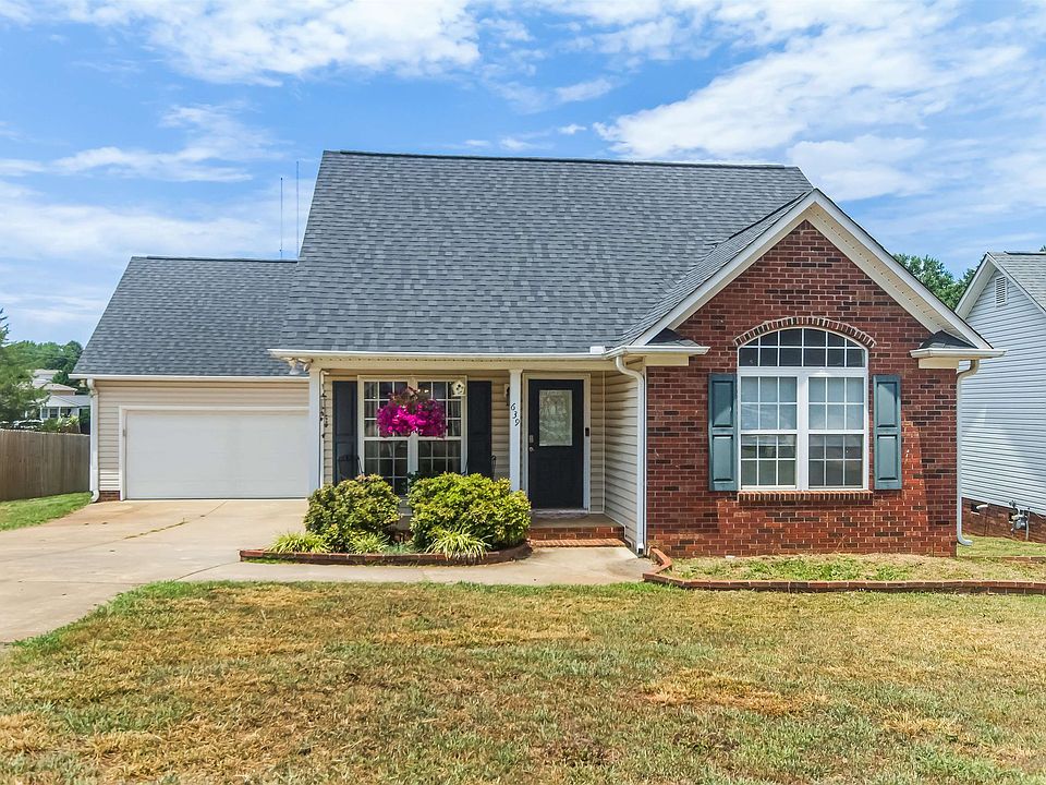 1st image of 639 Cotton Branch Dr