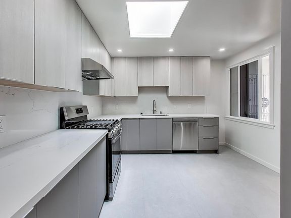 5th image of 238 Naglee Ave
