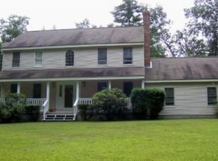 82 Holden Rd, Sterling, MA 01564