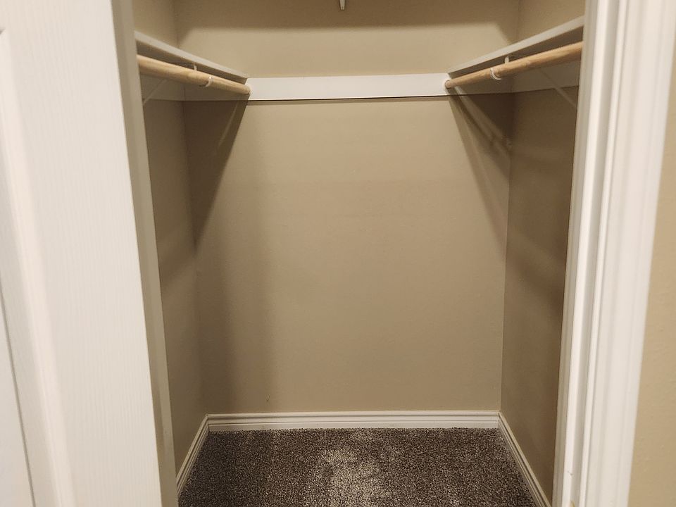 Bedroom Closet