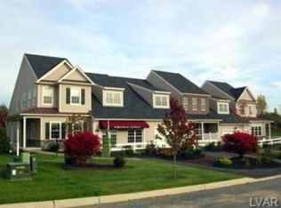 5502 Briar Ln, Whitehall, PA 18052