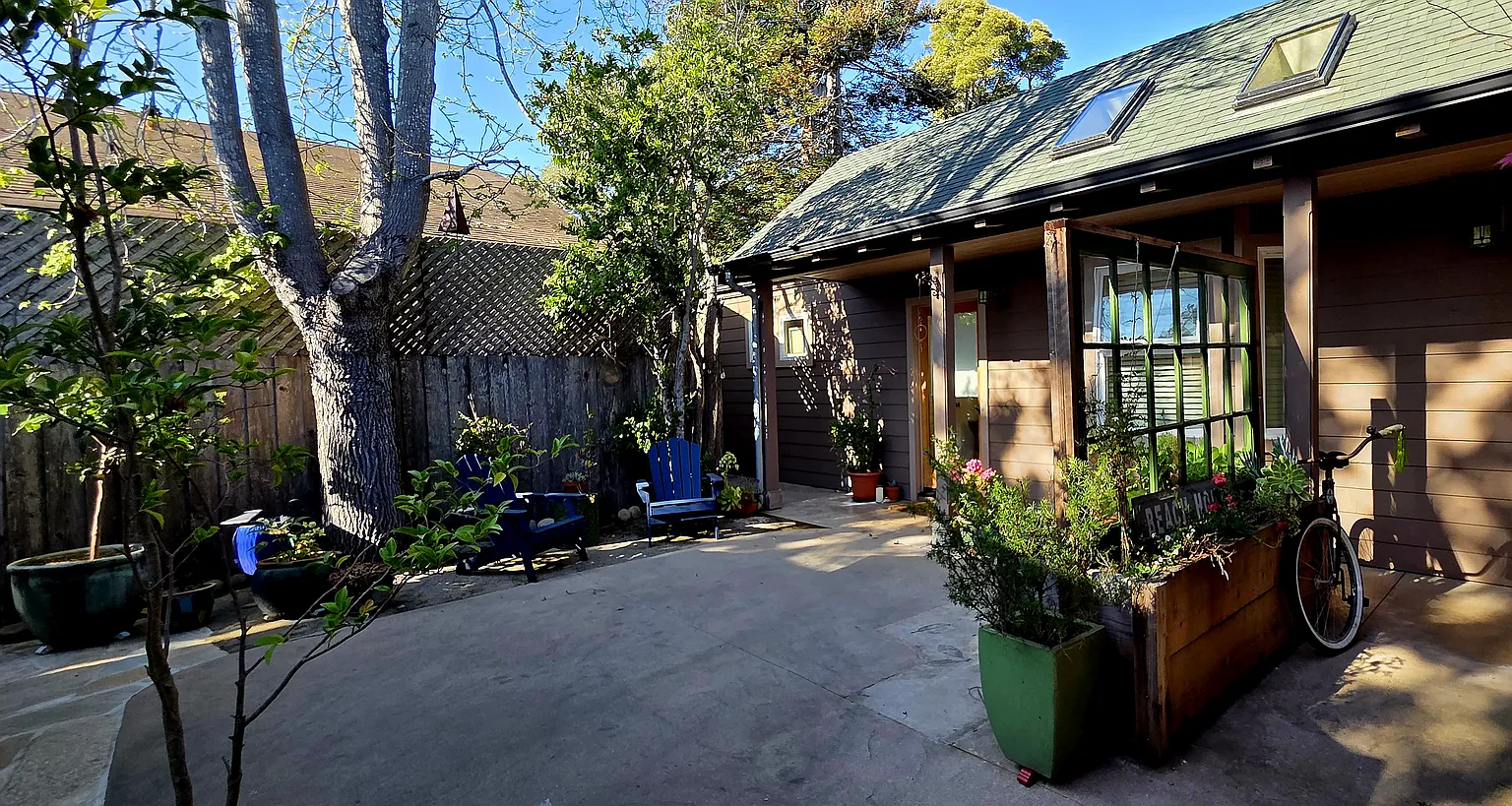 106 Hollister Ave #B photo 1