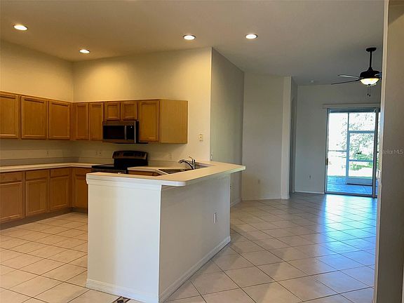 3rd image of 15348 Blue Fish Cir